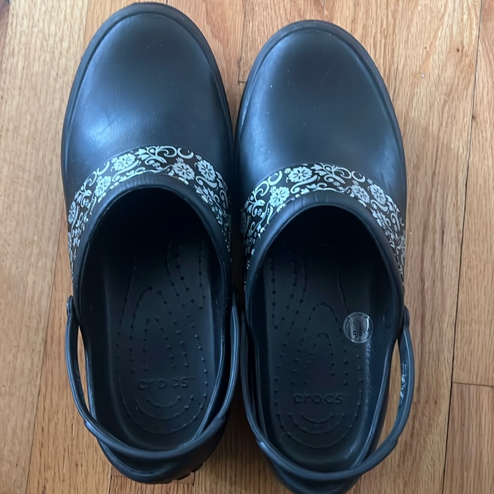 Crocs